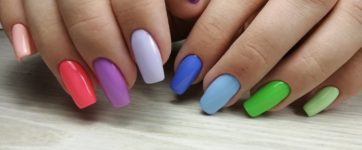 Цветные ногти яркие