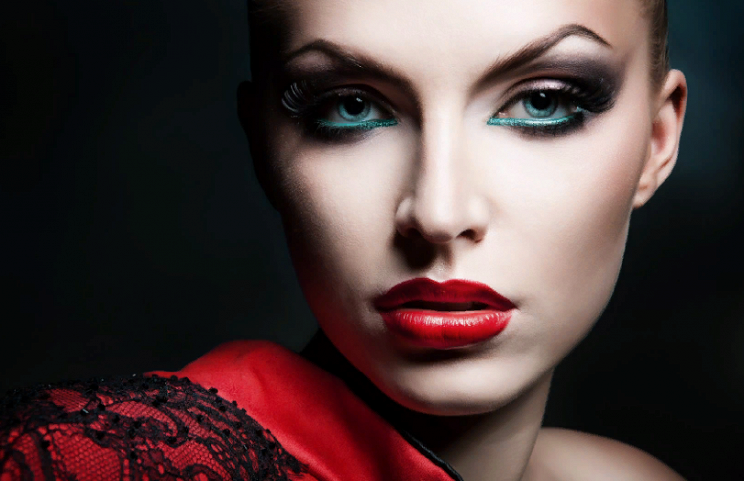 Как сделать макияж глаз: пошаговый мастер класс с фото для начинающих