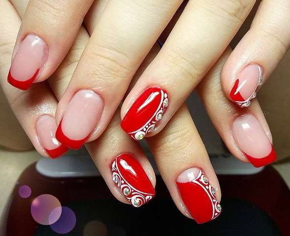 Красный френч на ногтях: выбор оттенка и сочетание красок