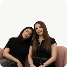 Маникюр и педикюр в четыре руки